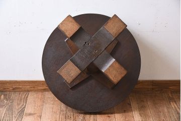 アンティーク家具　アンティーク　おしゃれな古い木製のラウンドカフェテーブル