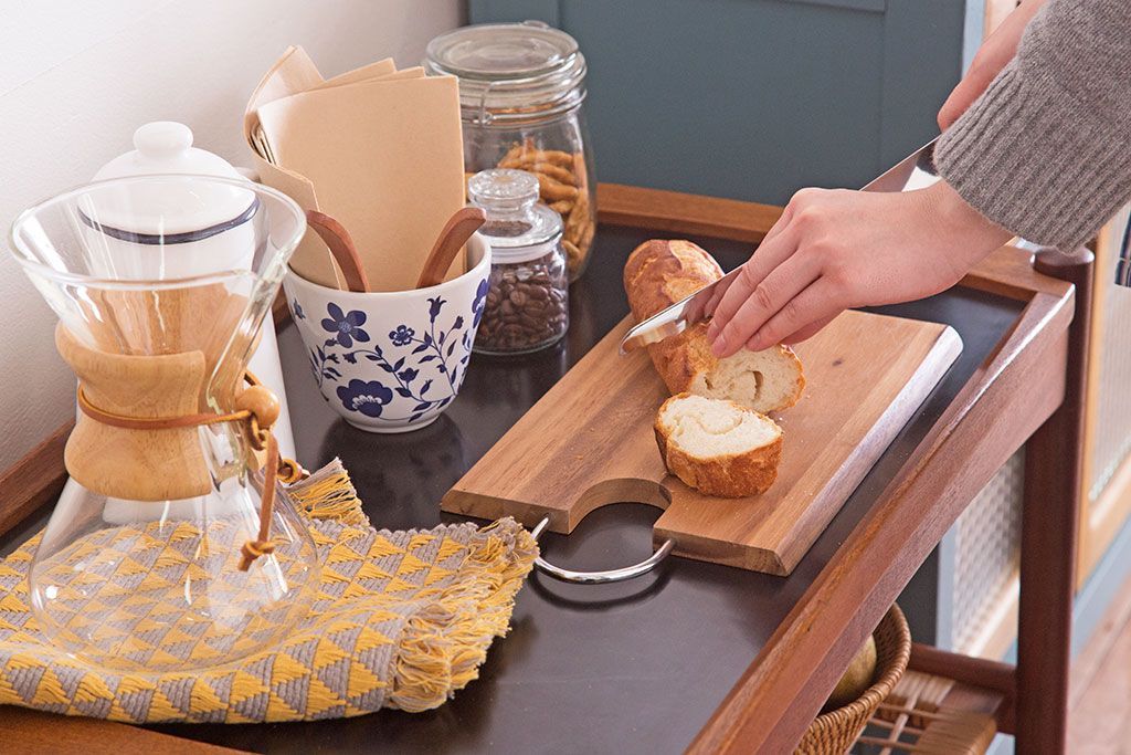 北欧家具　ビンテージ　デンマーク製　チーク材のキッチントロリー(キッチンワゴン)