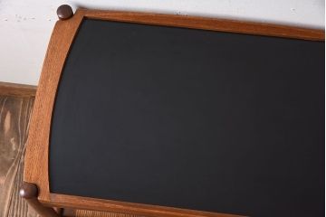 北欧家具　ビンテージ　デンマーク製　チーク材のキッチントロリー(キッチンワゴン)