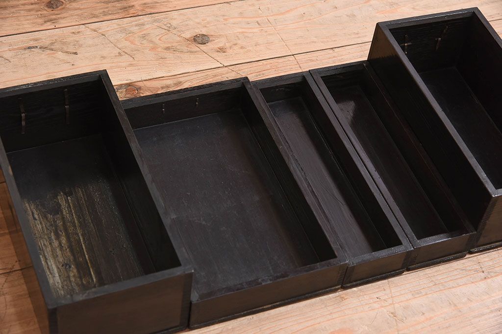 アンティーク家具　総欅材　漆塗り　和製アンティークの箱膳(収納箱・小引き出し)