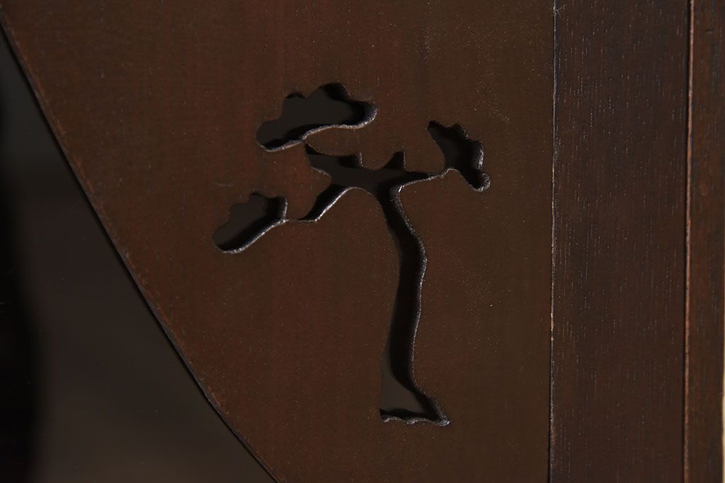 レトロ家具　昭和レトロ　透かし彫り　アンティークブックケース