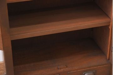 レトロ家具　昭和レトロ　透かし彫り　アンティークブックケース