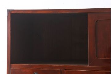 アンティーク家具　和製アンティーク　漆塗り!前面欅材の三段重ね時代箪笥