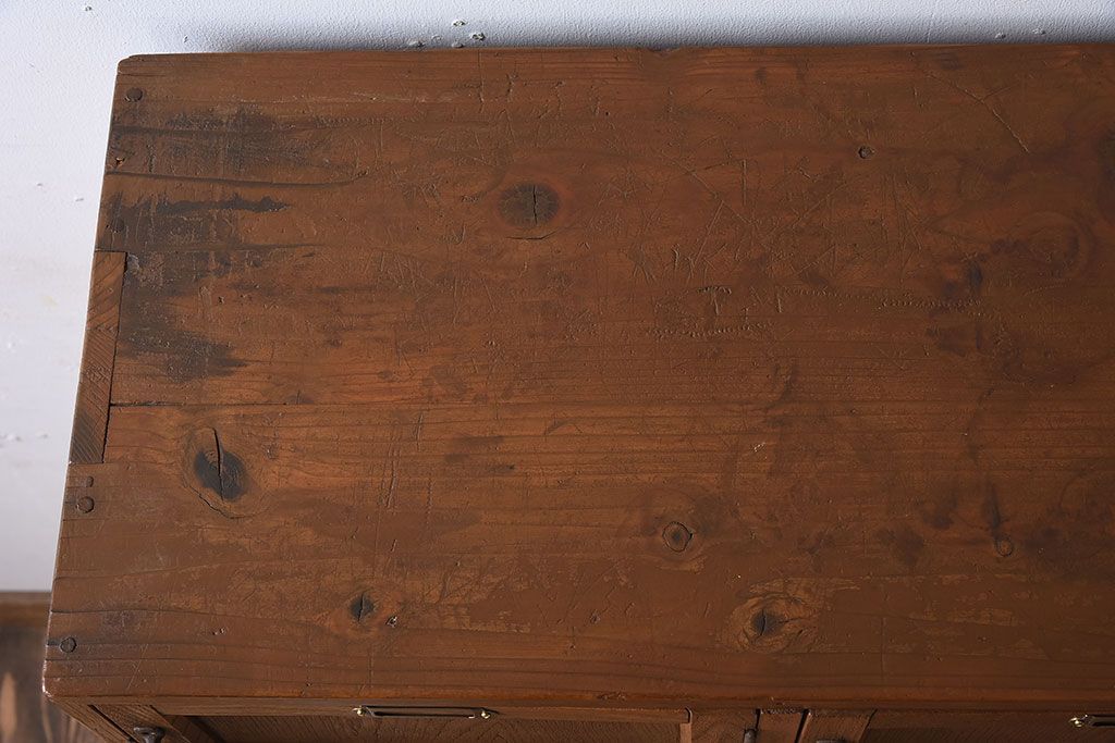 アンティーク家具　和製アンティーク　小ぶりな木製ロッカー