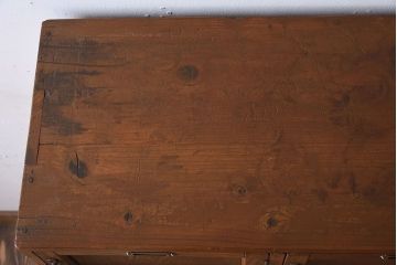 アンティーク家具　和製アンティーク　小ぶりな木製ロッカー
