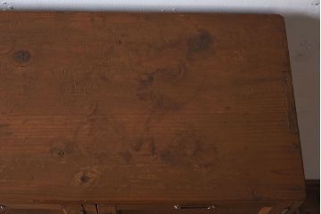 アンティーク家具　和製アンティーク　小ぶりな木製ロッカー