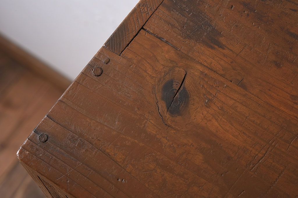 アンティーク家具　和製アンティーク　小ぶりな木製ロッカー