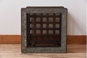 アンティーク雑貨　和製アンティーク　透かし彫り!古い木のこたつやぐら(炬燵櫓)(2)