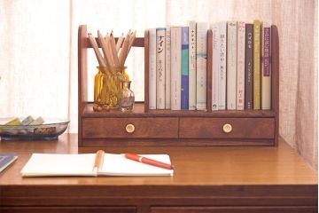 アンティーク雑貨　古い木味のレトロなアンティーク引き出し付き本立て(3)