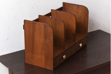 アンティーク雑貨　古い木味のレトロなアンティーク引き出し付き本立て(3)