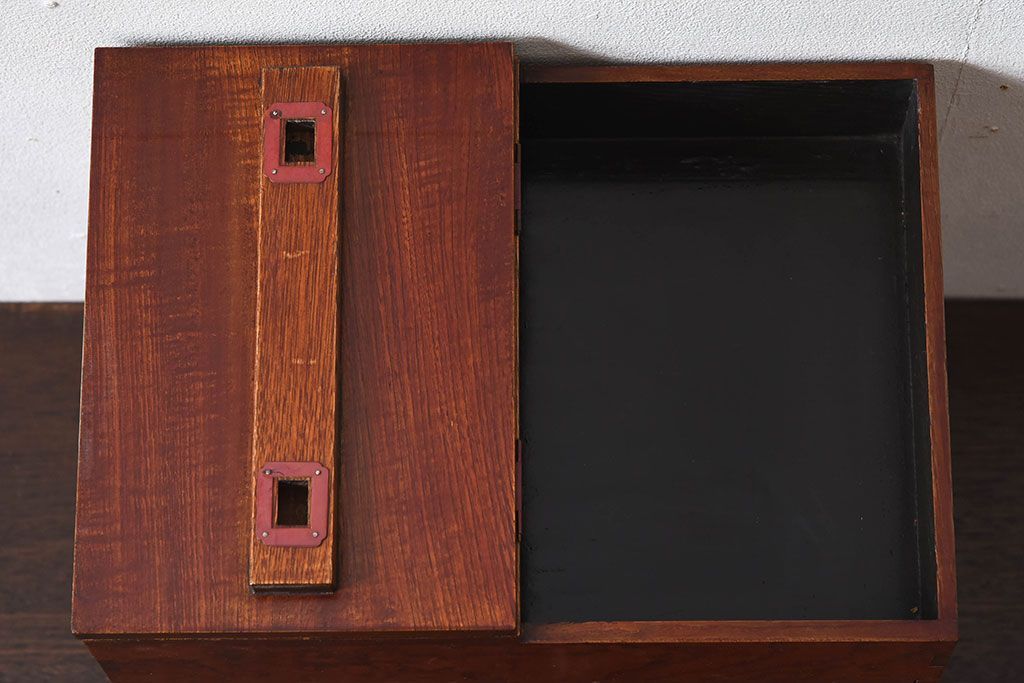 アンティーク雑貨　古民具・骨董　総欅材製!アンティーク裁縫箱(小引き出し)