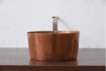 アンティーク雑貨　ヨーロッパビンテージ　銅製　シャビーな片手鍋5つセット