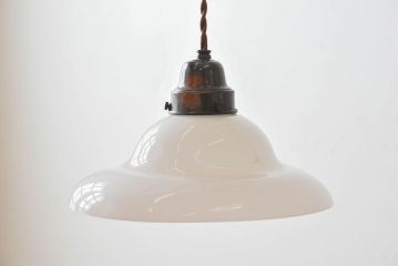 昭和レトロ　白いガラス　古い天井照明(電笠照明)(2)