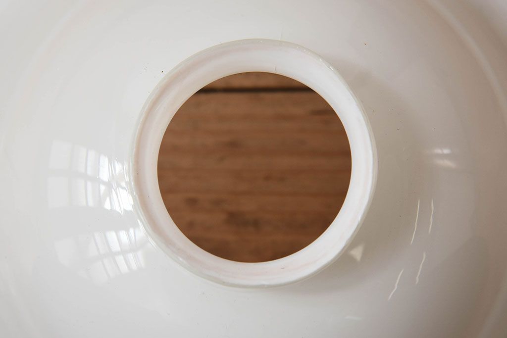 昭和レトロ　白いガラス　古い天井照明(電笠照明)(2)