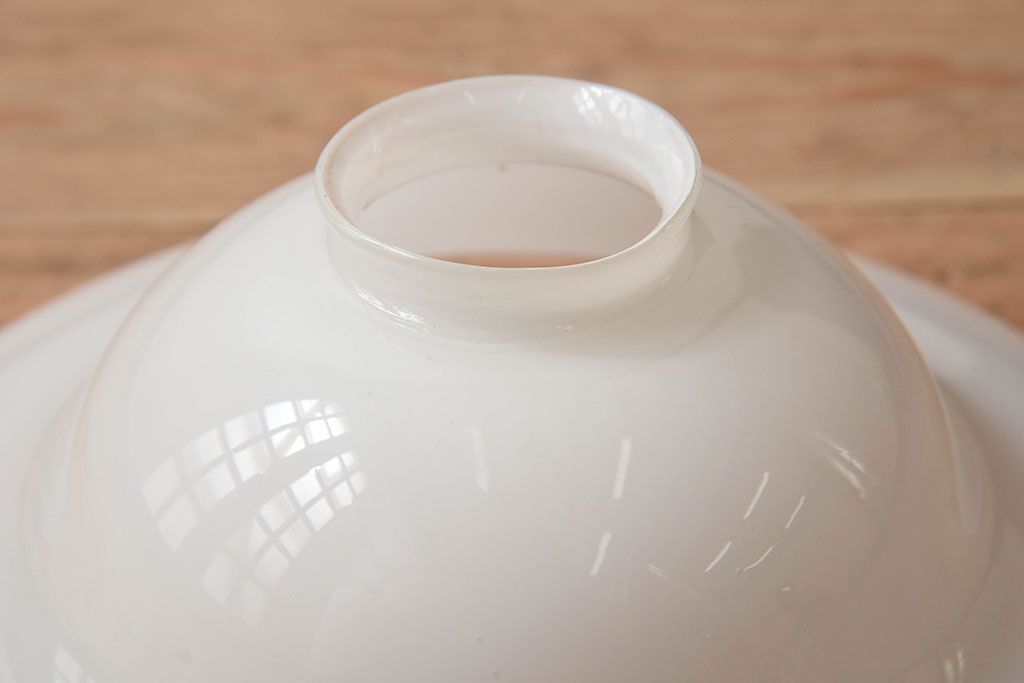 昭和レトロ　白いガラス　古い天井照明(電笠照明)(2)