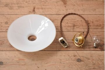 昭和レトロ　内被せガラス　古い天井照明(電笠照明)