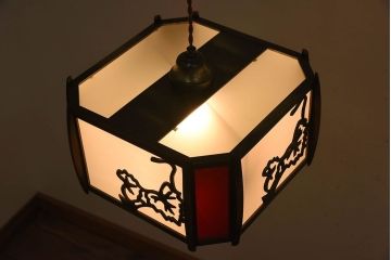 当時物色ガラス　飾り房付き　アンティーク天井照明