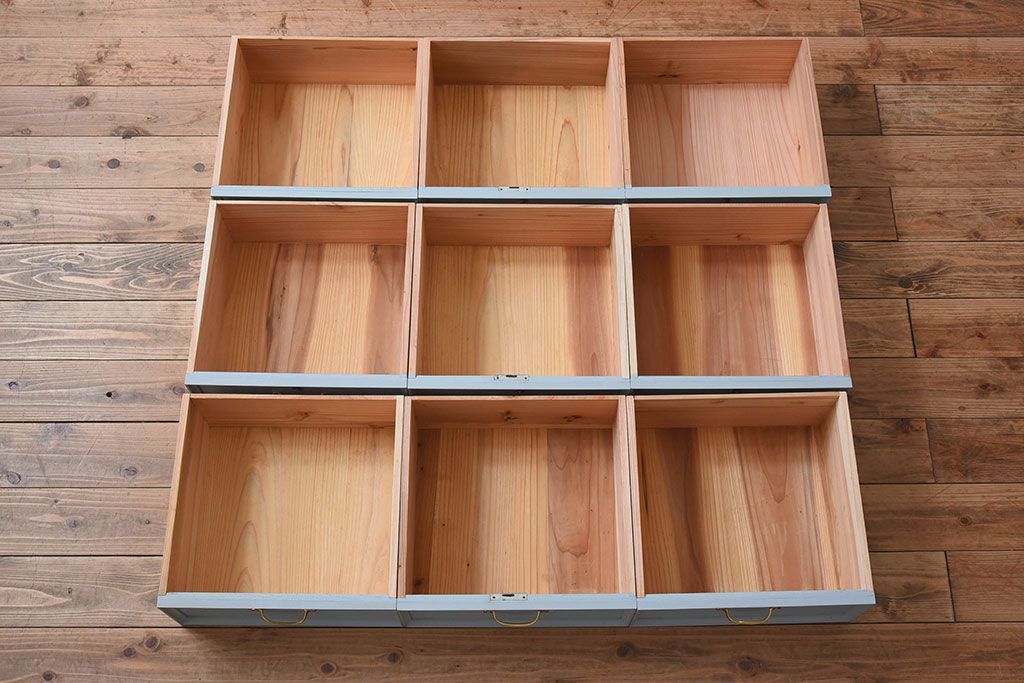 アンティーク家具　水色グレーペイント!おしゃれなローチェスト(ローボード)(2)