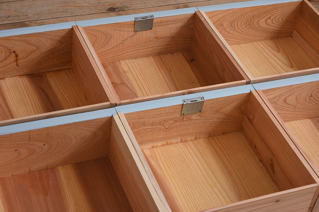 アンティーク家具　水色グレーペイント!おしゃれなローチェスト(ローボード)(2)