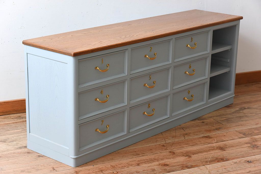 アンティーク家具　水色グレーペイント!おしゃれなローチェスト(ローボード)(2)