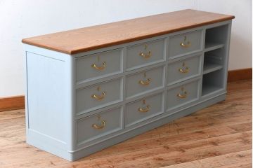 アンティーク家具　水色グレーペイント!おしゃれなローチェスト(ローボード)(2)