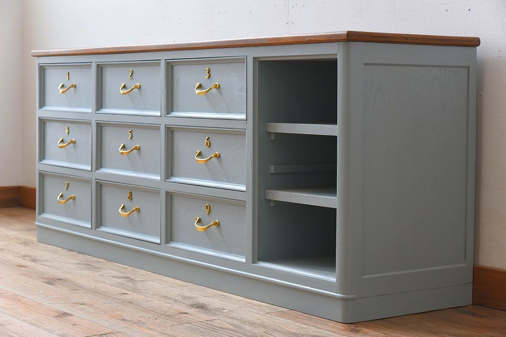 アンティーク家具　水色グレーペイント!おしゃれなローチェスト(ローボード)(2)