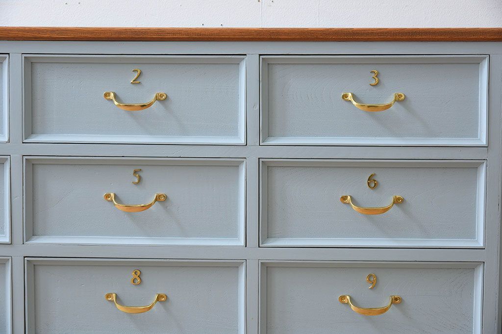 アンティーク家具　水色グレーペイント!おしゃれなローチェスト(ローボード)(2)