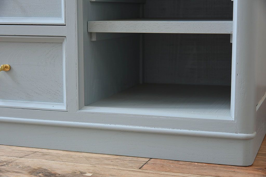 アンティーク家具　水色グレーペイント!おしゃれなローチェスト(ローボード)(2)