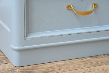 アンティーク家具　水色グレーペイント!おしゃれなローチェスト(ローボード)(2)