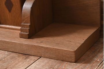 アンティーク雑貨　イギリスアンティーク　飾り棚付き!木製キャ二スター6点セット