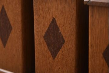 アンティーク雑貨　イギリスアンティーク　飾り棚付き!木製キャ二スター6点セット