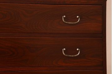 アンティーク家具　和製アンティーク　漆塗り!前面欅材の衣装盆付き観音箪笥