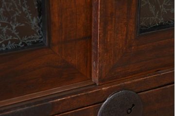 アンティーク家具　結霜ガラス引き戸　丸金具　鉄脚付きローボード