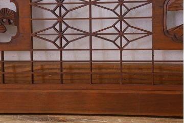 古民具・骨董　彫刻　組子　アンティークの欄間(1)