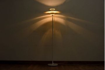 北欧家具　HORN　デンマーク製フロアスタンド照明(ライト)