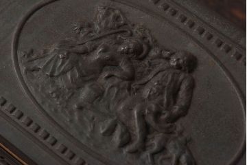 アンティーク雑貨　イギリスアンティーク　アイアン　小物入れ(小箱・木箱)