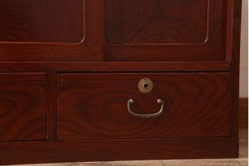 アンティーク家具　和製アンティーク　前面欅材の時代箪笥ローボード