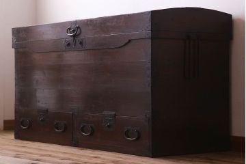 アンティーク雑貨　明治期　特大サイズ!和製アンティークの長持(収納箱・木箱)