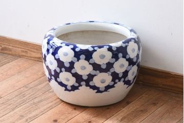 アンティーク雑貨　和製アンティーク　椿の図　レトロな瀬戸火鉢