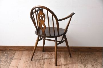 ヴィンテージ家具　イギリスビンテージ　アーコール　シスルバックアームチェア(1)