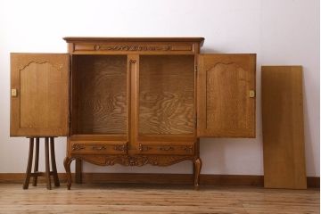 ヴィンテージ家具　フランスビンテージ　高級品　オーク材　キャビネット