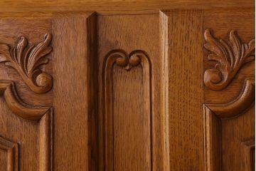 ヴィンテージ家具　フランスビンテージ　高級品　オーク材　キャビネット