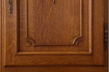 ヴィンテージ家具　フランスビンテージ　高級品　オーク材　キャビネット