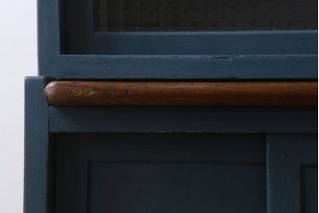 レトロ家具　昭和レトロ　レトロガラス入り!幅が狭いアンティーク食器棚(カップボード)