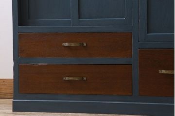 レトロ家具　昭和レトロ　レトロガラス入り!幅が狭いアンティーク食器棚(カップボード)