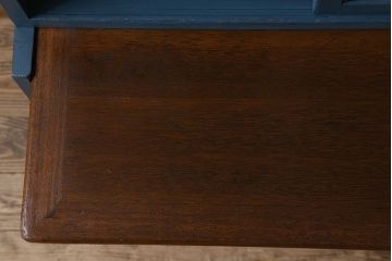 レトロ家具　昭和レトロ　レトロガラス入り!幅が狭いアンティーク食器棚(カップボード)