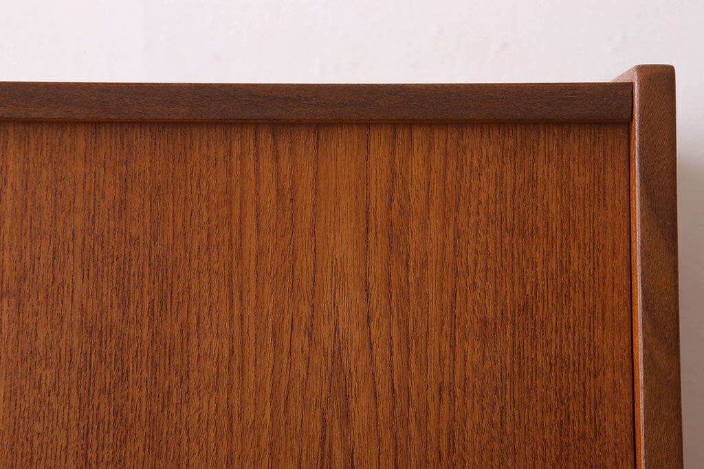 北欧家具　ビンテージ　デンマーク製　サイドボード