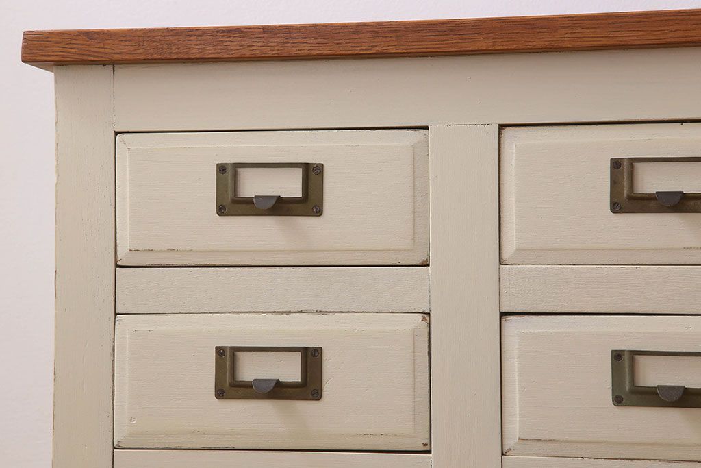 アンティーク家具　アンティークペイント　ネームプレート取っ手　サイドボード(チェスト・カウンター)