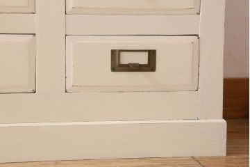 アンティーク家具　アンティークペイント　ネームプレート取っ手　サイドボード(チェスト・カウンター)