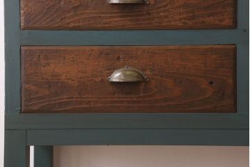 レトロ家具　昭和レトロ　古い木のシンプルな薄型サイドテーブル(平机・コンソールテーブル)(2)